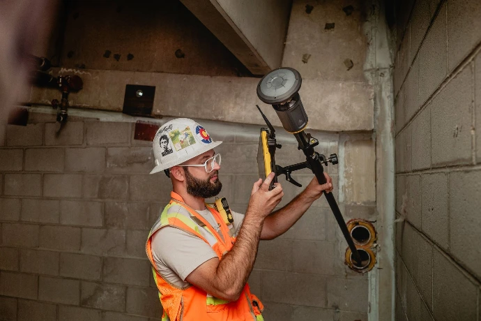 Meting in een gebouw met een Trimble ST30 Smart Target